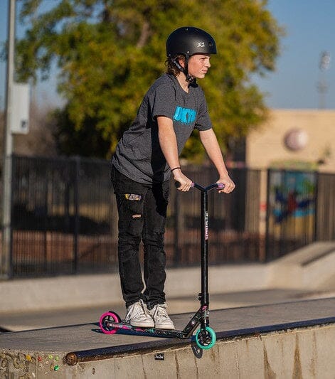 Pro Scooter Racing 7 Differences Between Pro and Regular Scooters - Alpha Pro Scooters