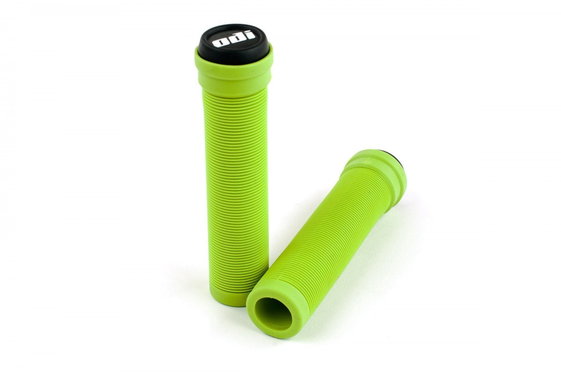 ODI grip 専用商品 ODI Black Medium Half-Waffle V2 Lock-On Grips with Cam